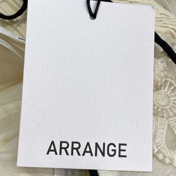 Arrange Mirrored Floral Appliqué Fit & Flare Maxi Dress – Size 10 (NWT) - Picture 3 of 11